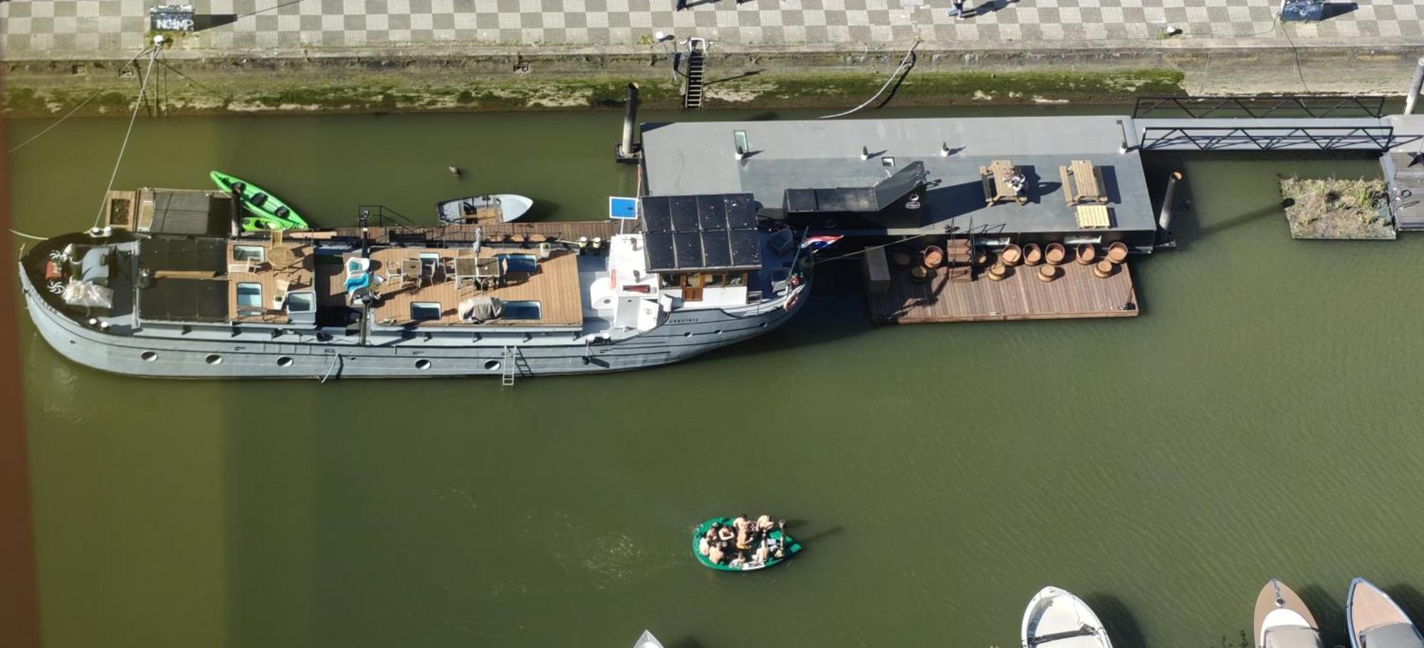 De Coaster & Aquarium Ponton Roterdão Exterior foto